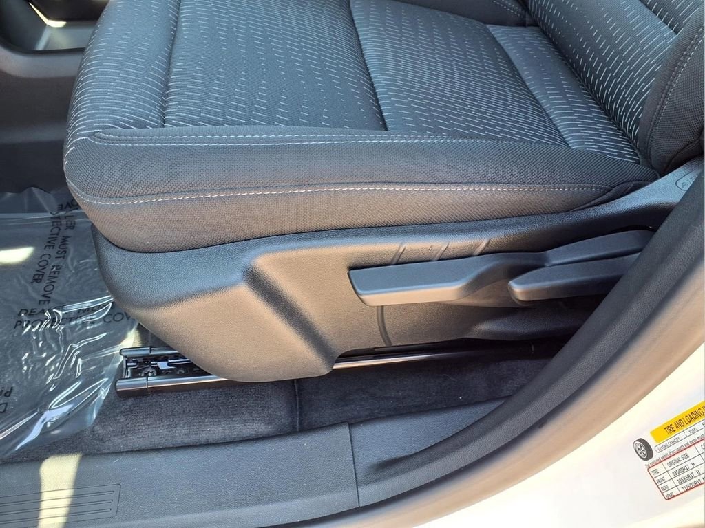 Used 2026 Chevrolet Equinox LT AWD/4WD image 20