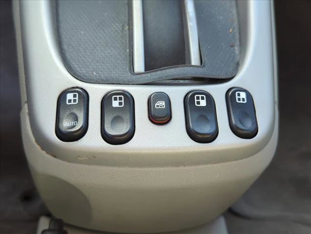 Used 2006 Chevrolet Equinox LS image 19