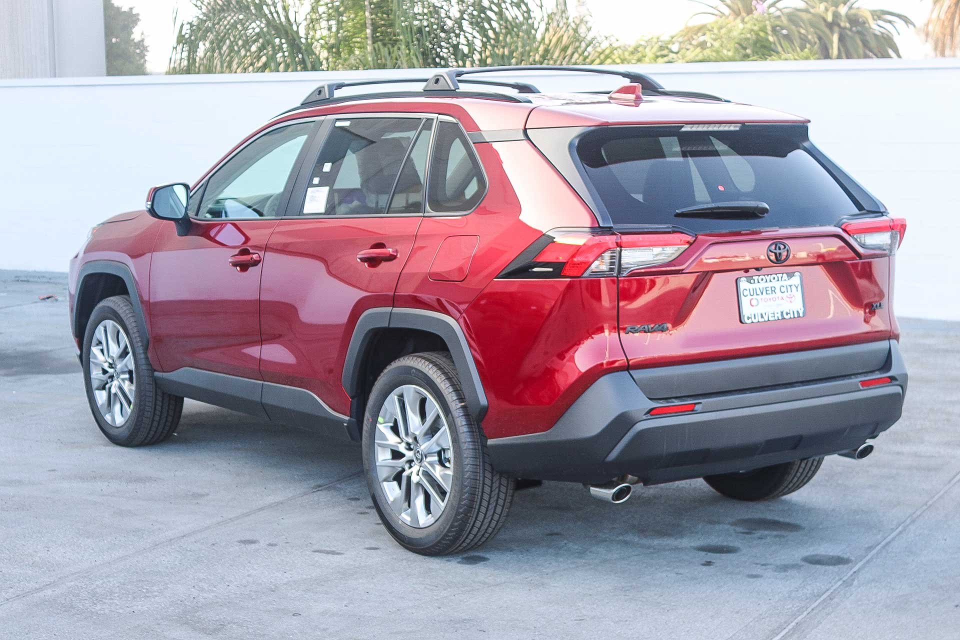 New 2025 Toyota RAV4 XLE Premium image 7