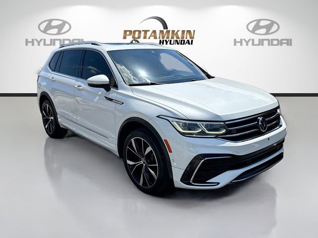 Used 2022 Volkswagen Tiguan SEL R-Line AWD/4WD image 3
