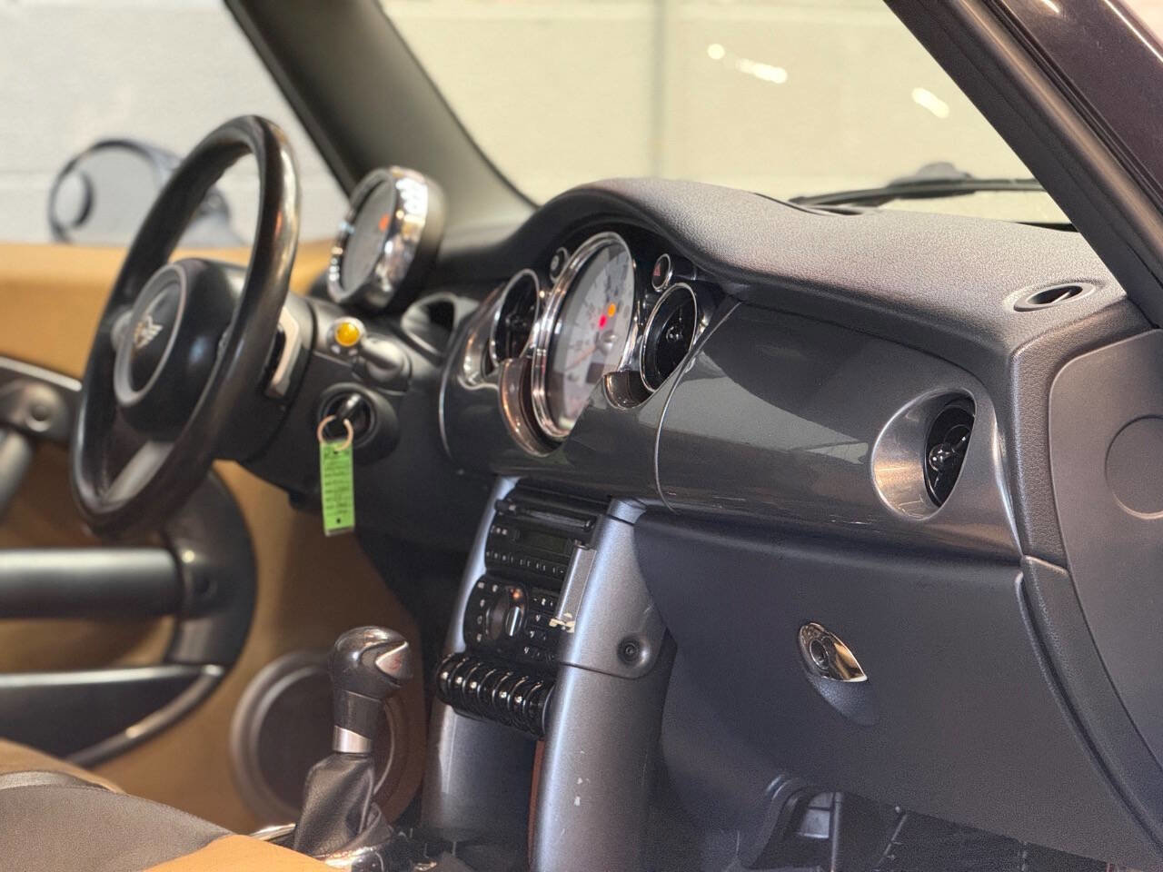 Used 2006 MINI Cooper S FWD image 2