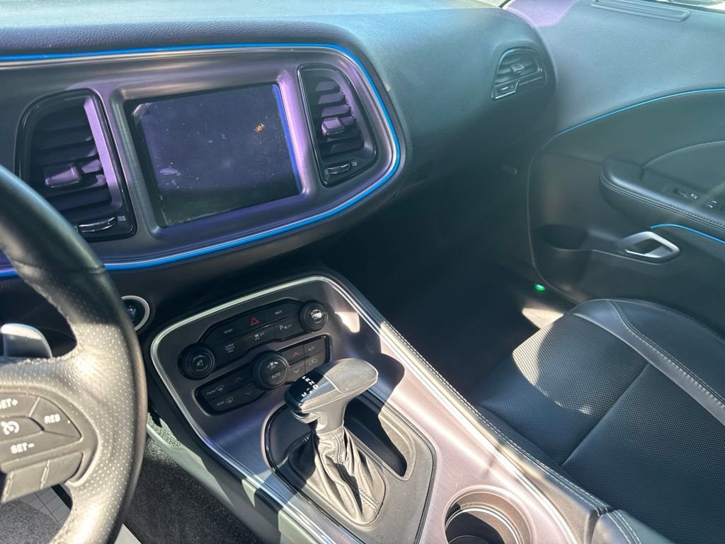 Used 2016 Dodge Challenger R/T Plus RWD image 11