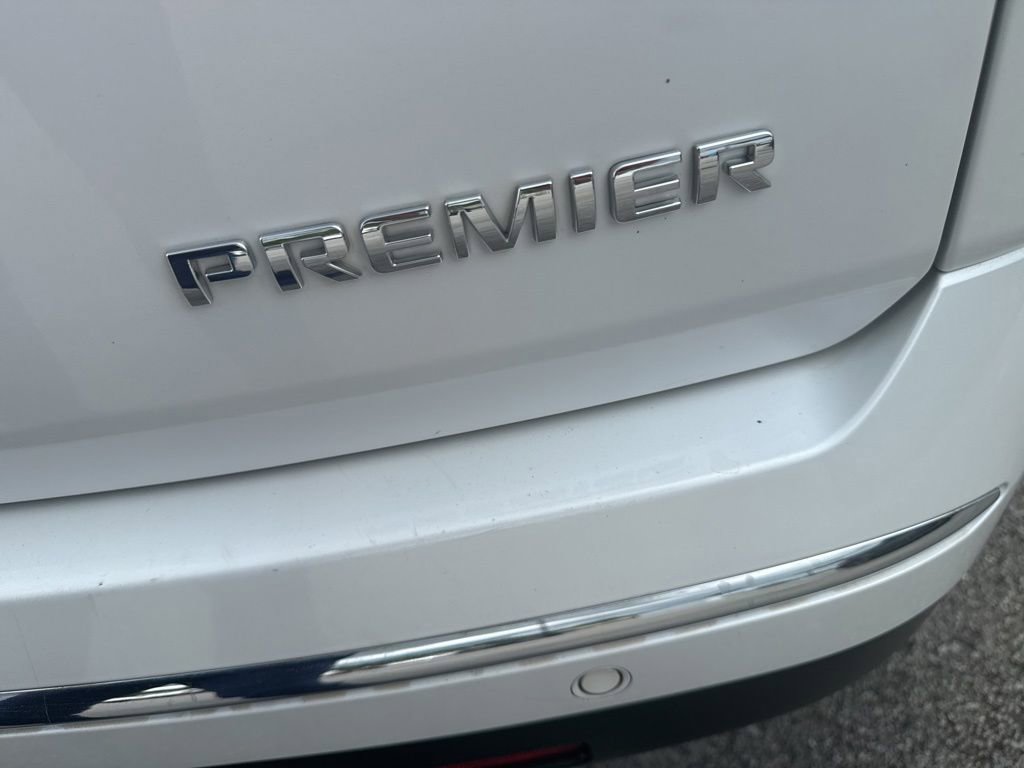 Used 2021 Chevrolet Traverse Premier w/ LPO, Floor Liner Package AWD/4WD image 3
