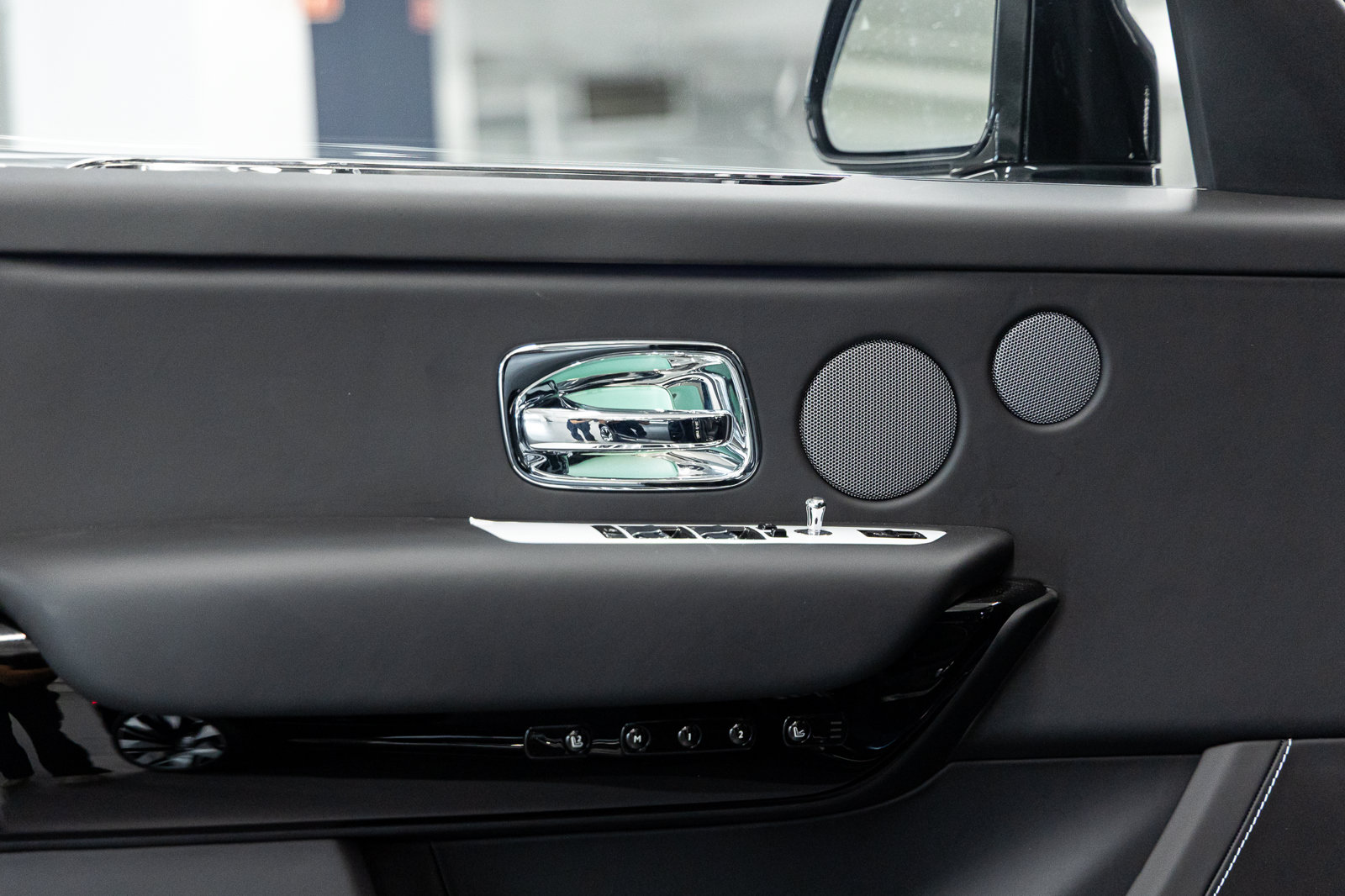 New 2027 Rolls-Royce Cullinan AWD/4WD image 28