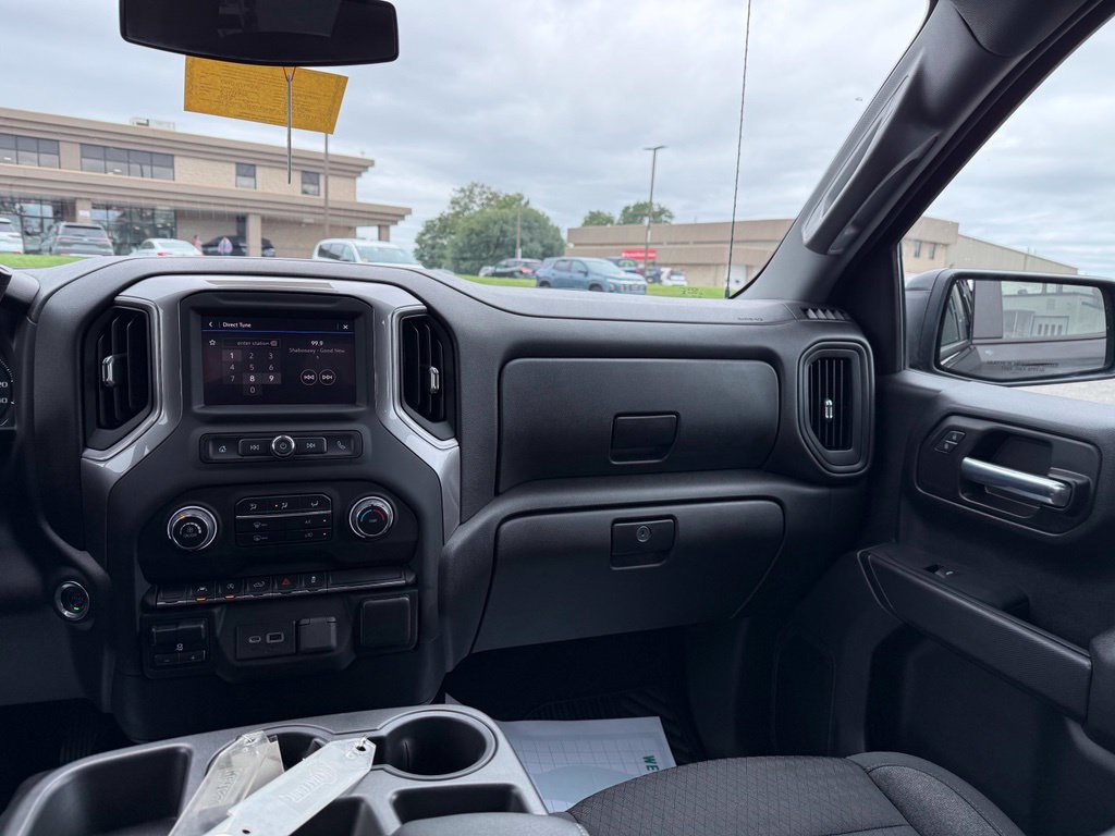 Used 2023 Chevrolet Silverado 1500 Custom AWD/4WD image 43