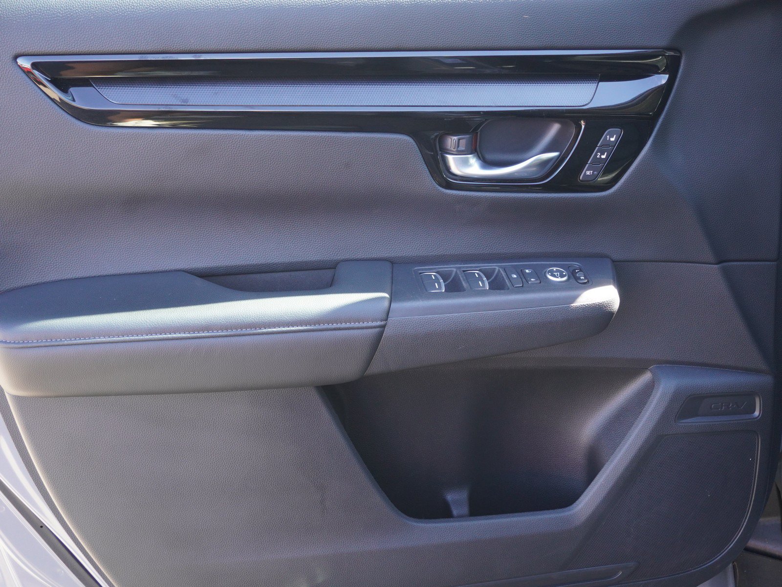 Used 2025 Honda CR-V EX-L image 19