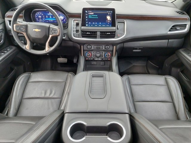 Used 2024 Chevrolet Suburban High Country image 36