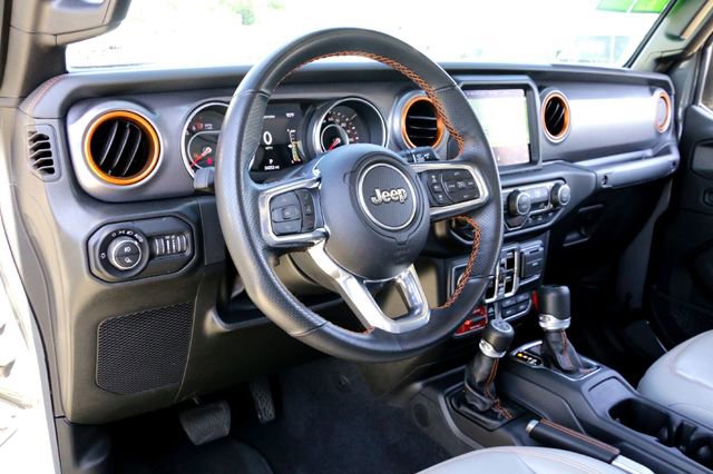 Used 2022 Jeep Gladiator Mojave w/ LED Lighting Group AWD/4WD image 9
