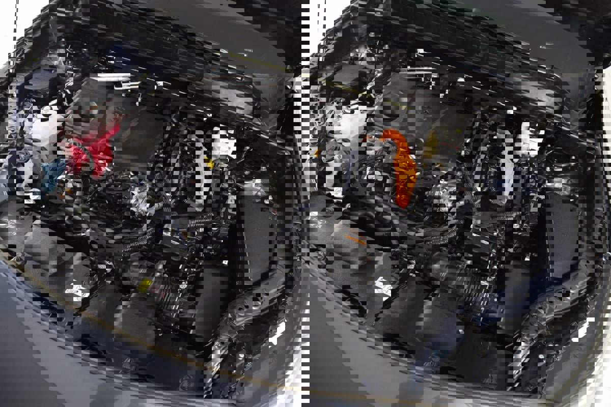 Used 2023 Toyota Venza XLE image 19