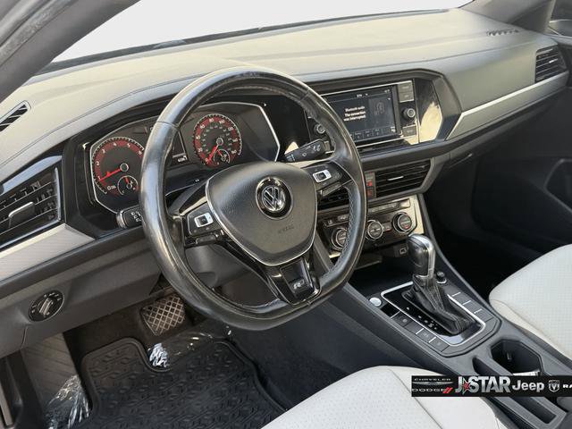 Used 2019 Volkswagen Jetta R-Line w/ R-Line Cold Weather Package FWD image 32