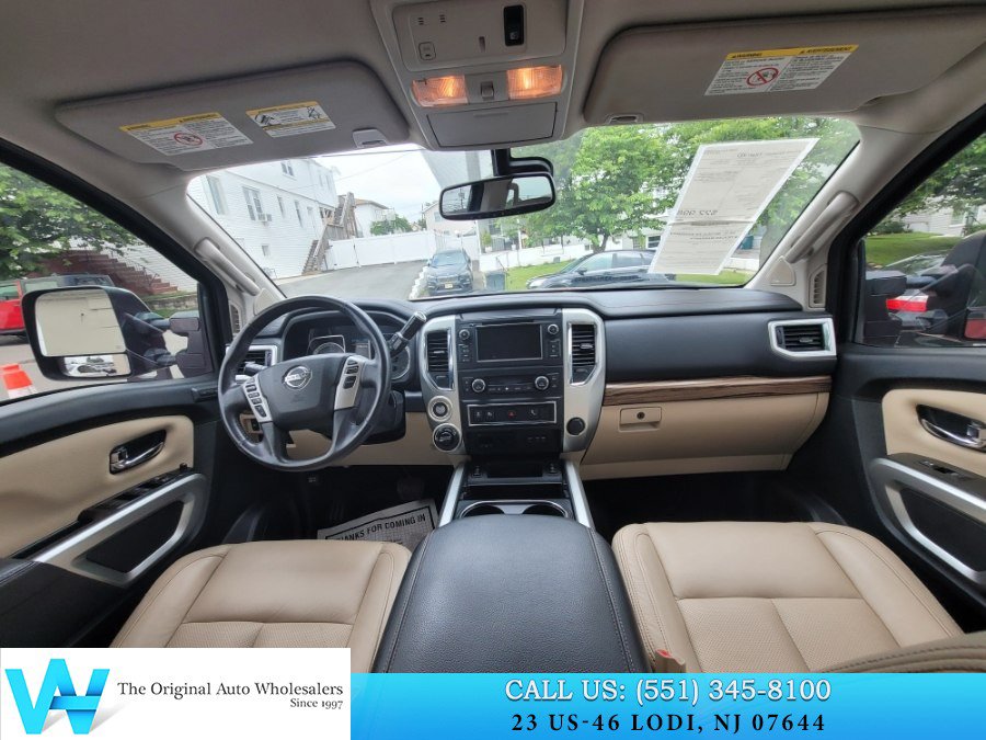 Used 2019 Nissan Titan SL AWD/4WD image 11
