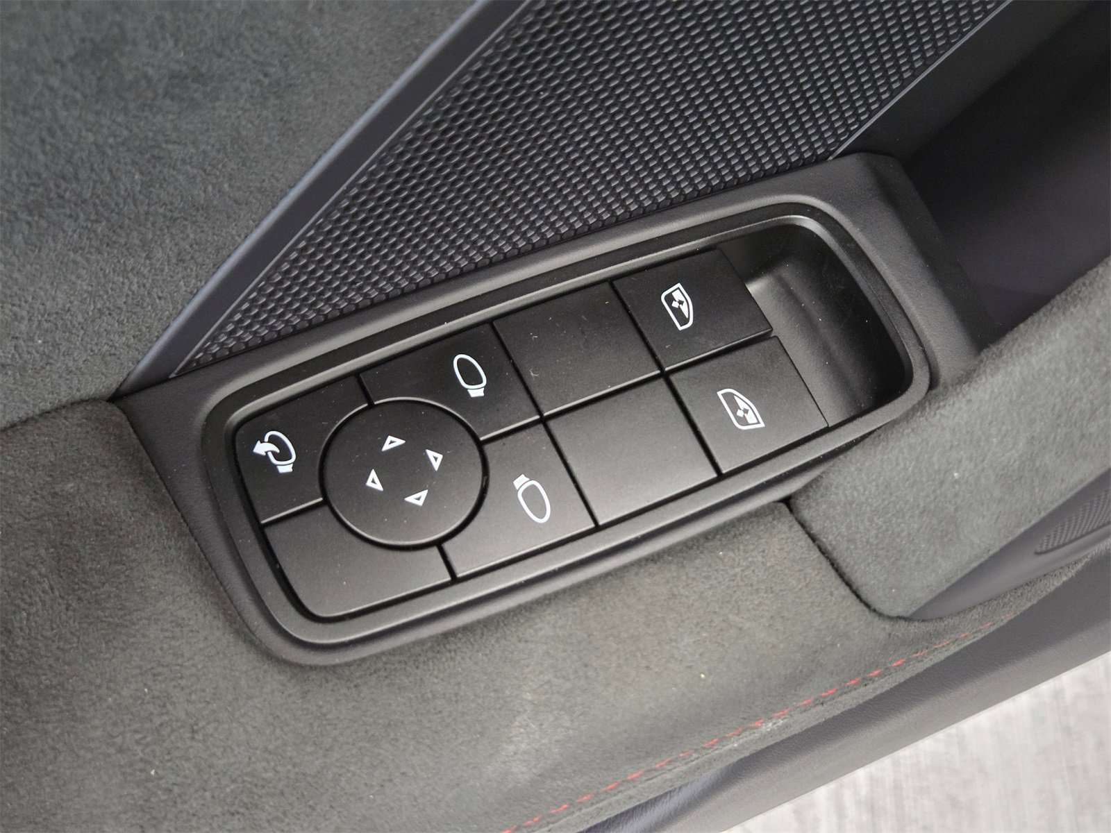 Used 2024 Porsche 911 Targa 4 GTS image 13