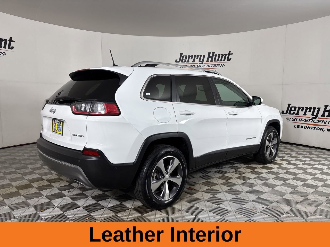 Used 2021 Jeep Cherokee Limited image 5