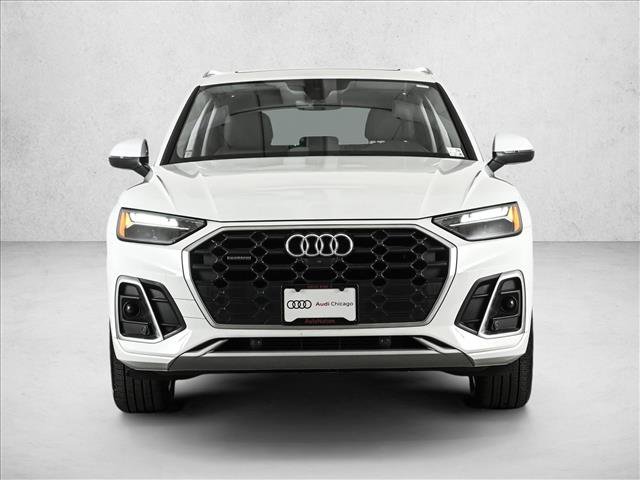 Used 2023 Audi Q5 2.0T Premium Plus w/ Premium Plus Package AWD/4WD image 2