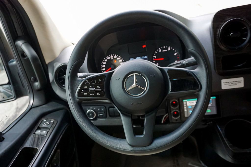 Used 2021 Mercedes-Benz Sprinter 3500 image 48
