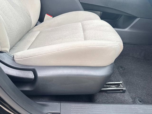 Used 2025 Nissan Rogue SV image 17