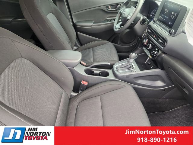 Used 2022 Hyundai Kona SEL image 15