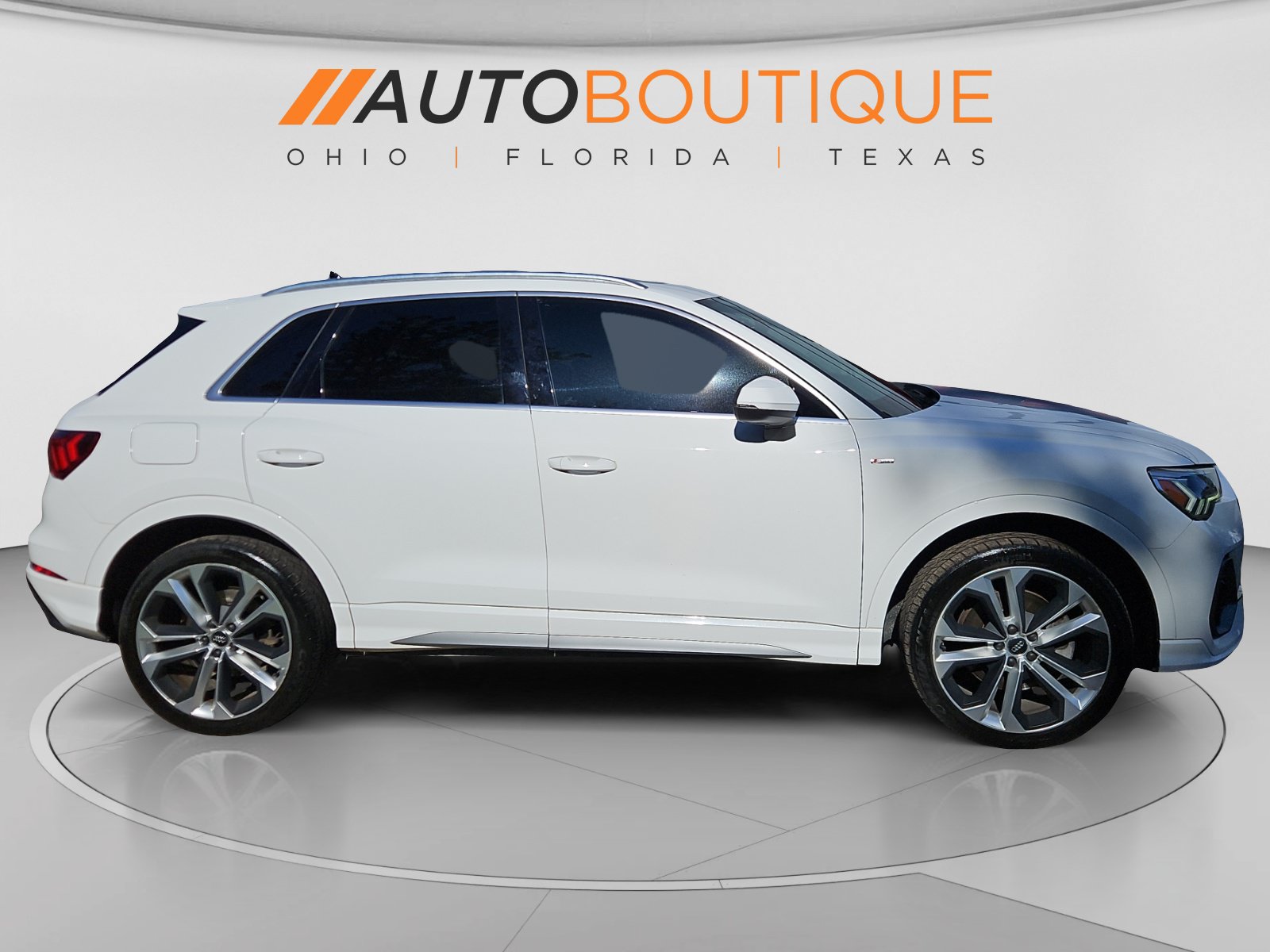 Used 2020 Audi Q3 2.0T Premium Plus w/ Premium Plus Package AWD/4WD image 6