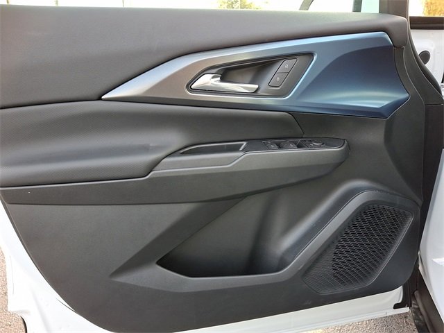 New 2026 Chevrolet Equinox EV LT image 8