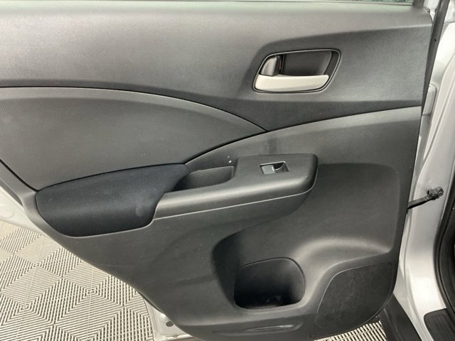 Used 2015 Honda CR-V LX image 9