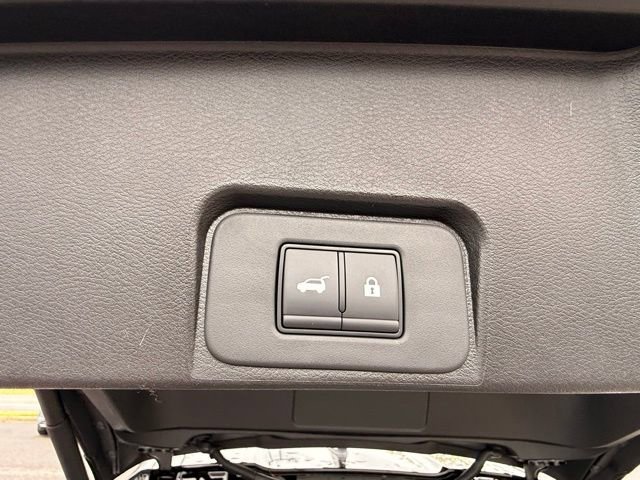 New 2026 Nissan Rogue SV w/ Cold Weather Package AWD/4WD image 17