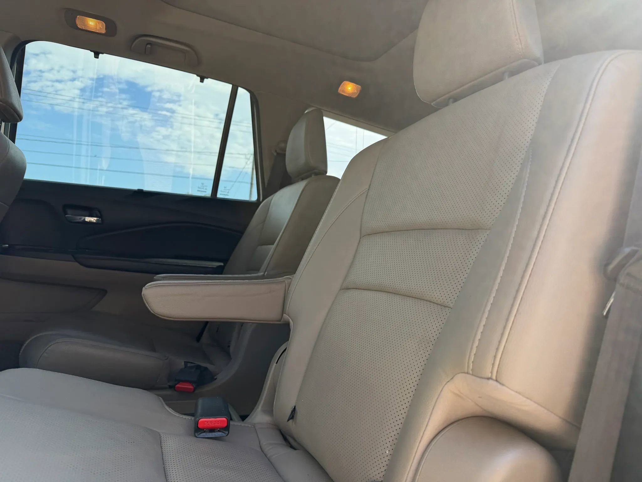 Used 2017 Honda Pilot Elite image 25