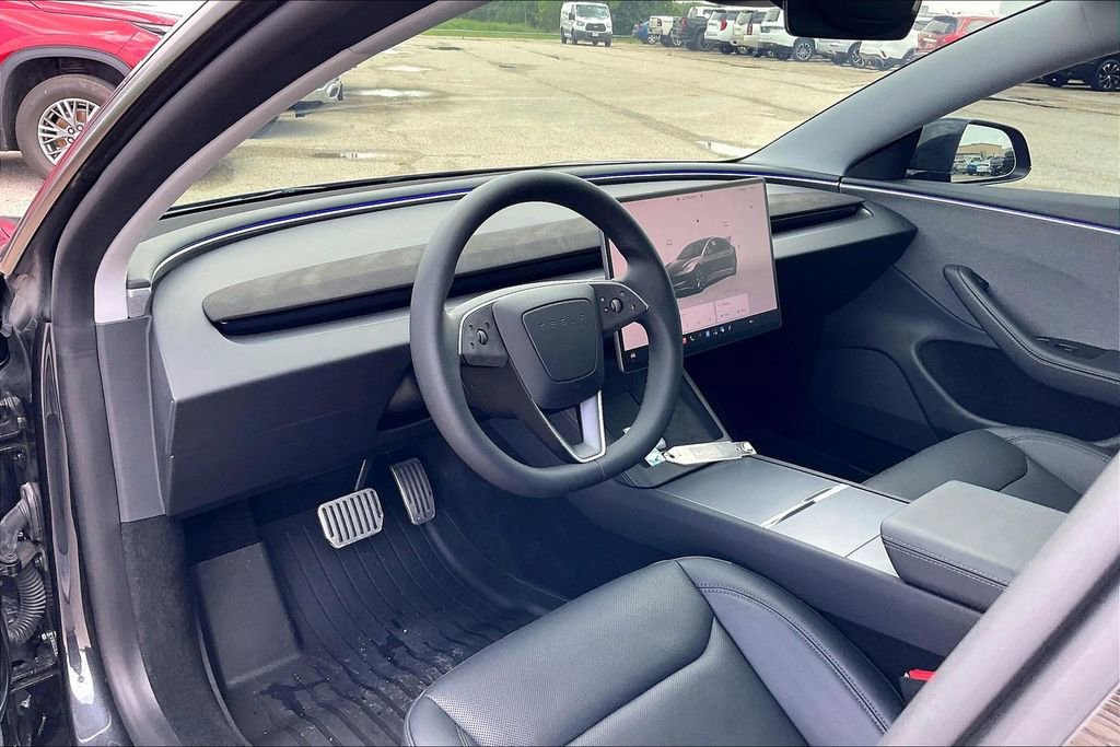 Used 2025 Tesla Model 3 Long Range RWD image 13