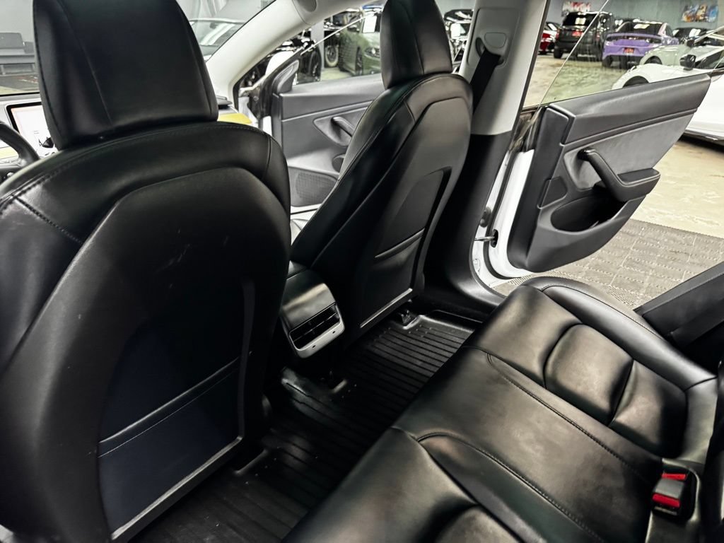 Used 2020 Tesla Model 3 Long Range AWD/4WD image 38