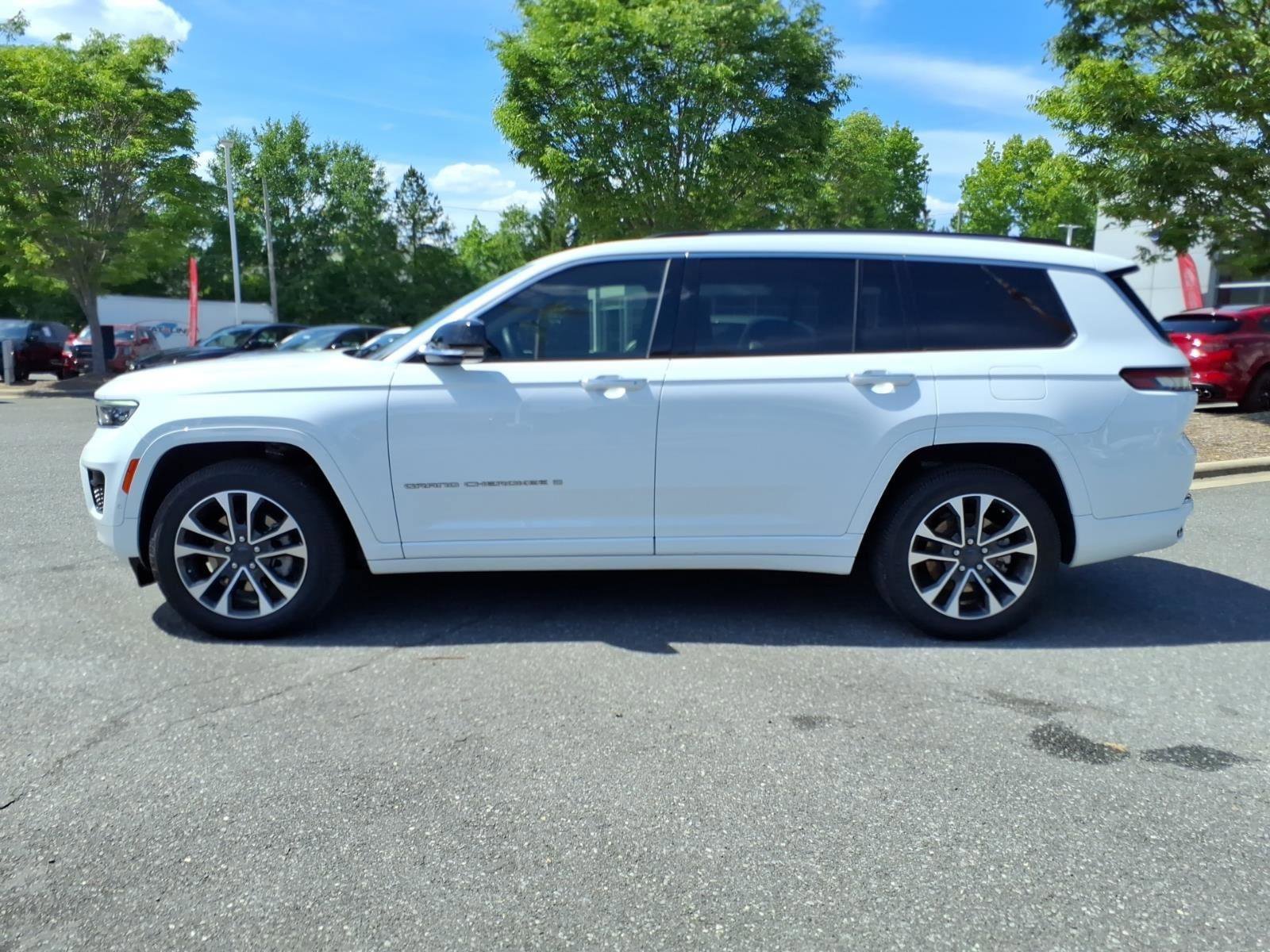 Used 2023 Jeep Grand Cherokee L Overland AWD/4WD image 3