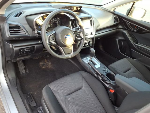 Used 2017 Subaru Impreza 2.0i Premium image 3