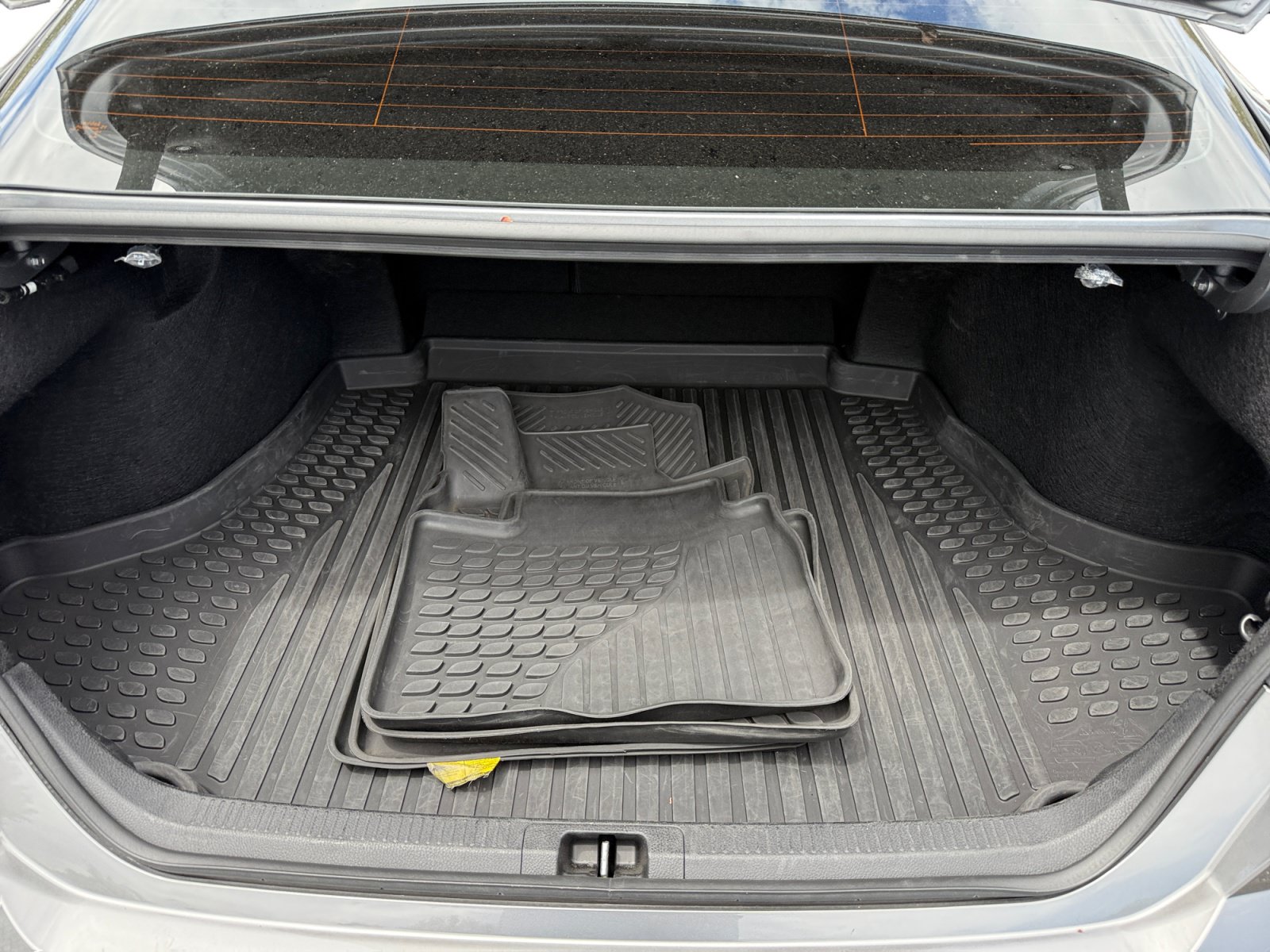 Used 2025 Toyota Camry XSE FWD image 17
