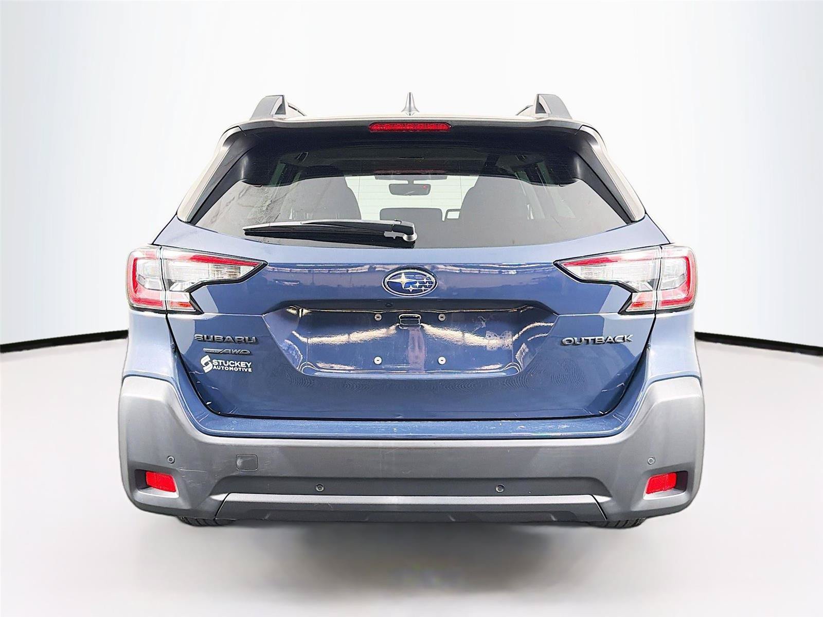Used 2023 Subaru Outback Onyx Edition AWD/4WD image 10
