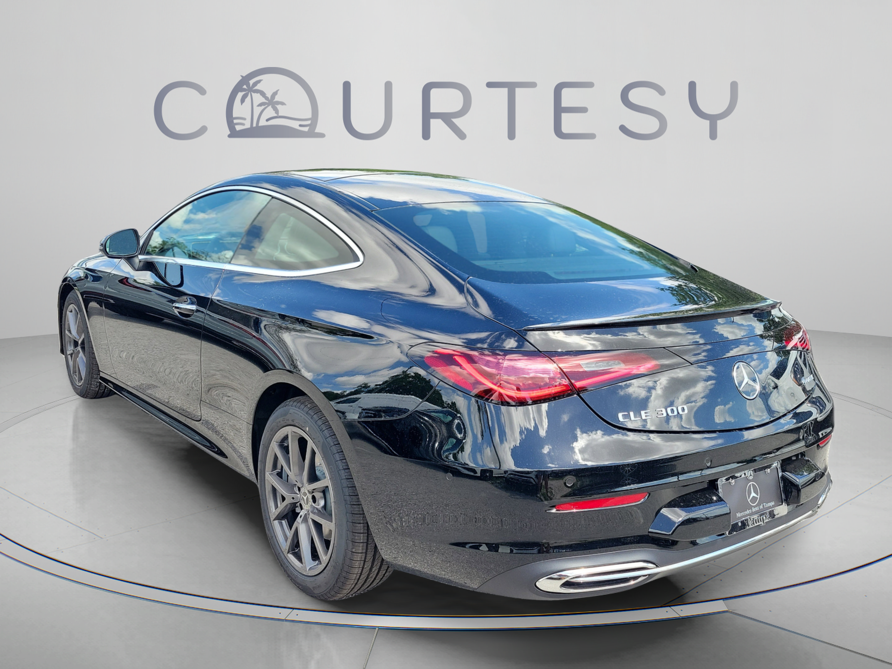 New 2026 Mercedes-Benz CLE 300 4MATIC Coupe image 2