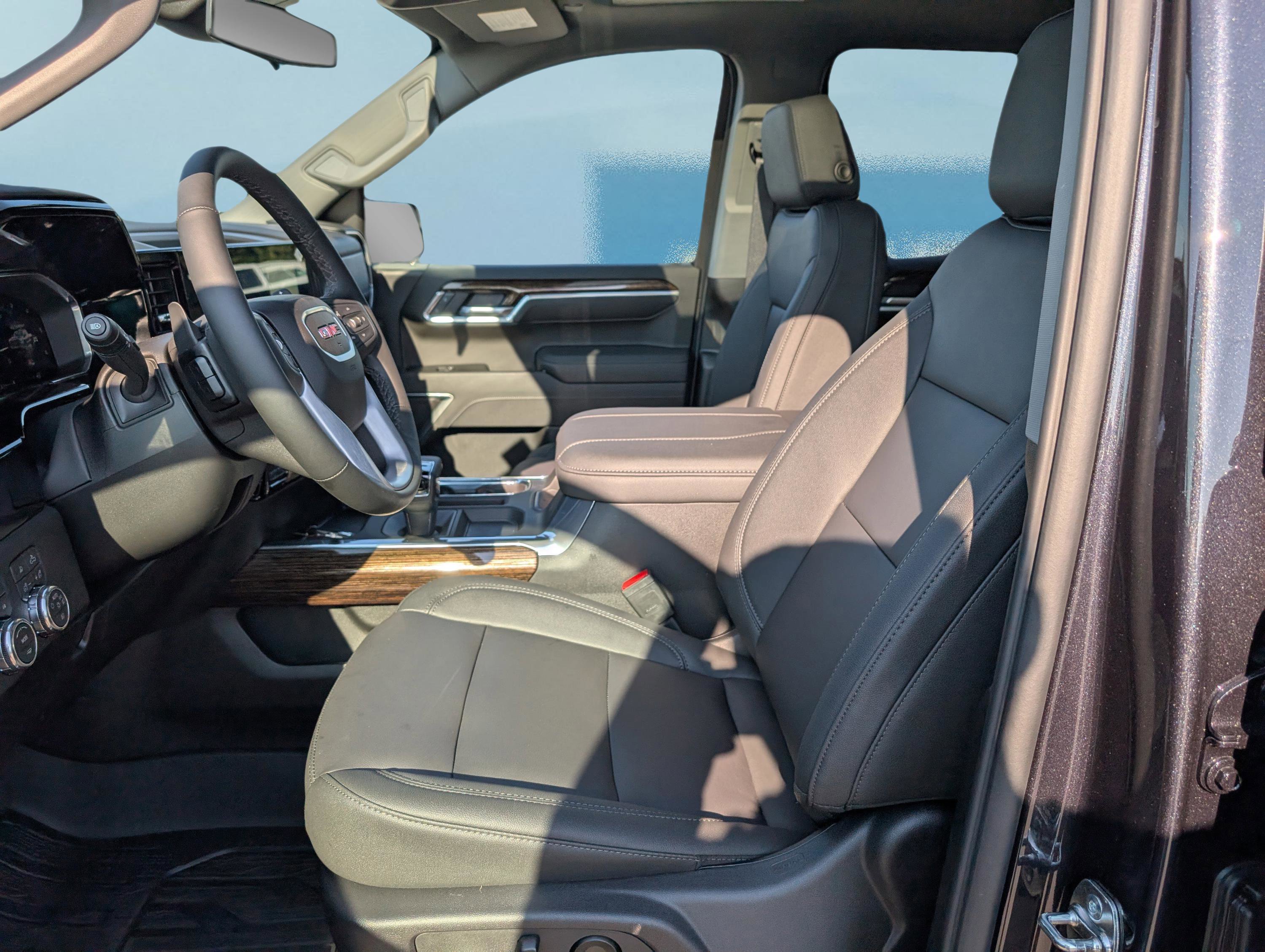 New 2026 GMC Sierra 1500 Elevation w/ Elevation Premium Package image 17