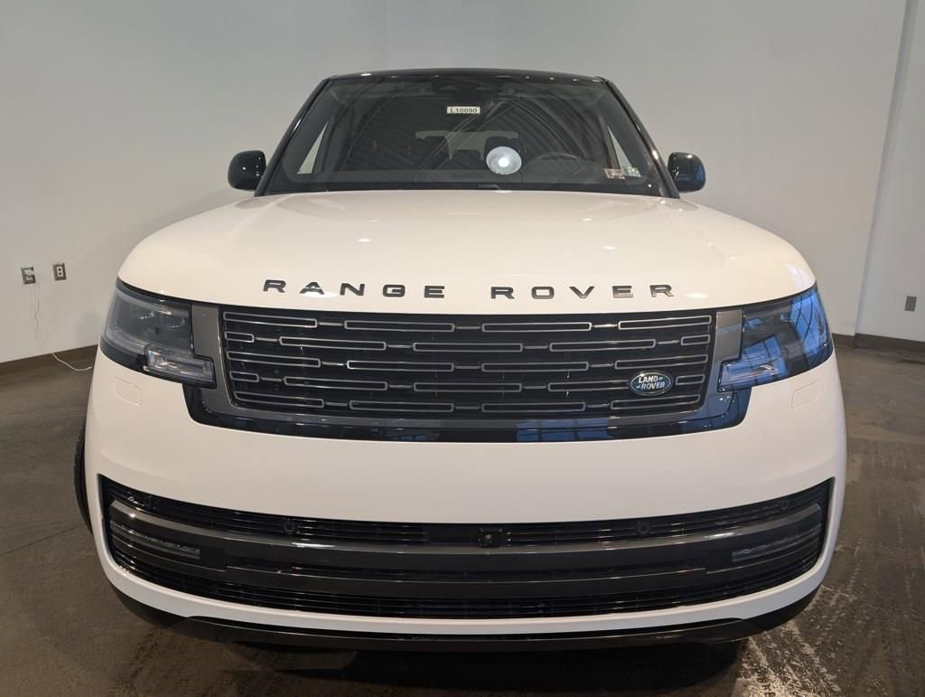 New 2026 Land Rover Range Rover Long Wheelbase SE AWD/4WD image 2