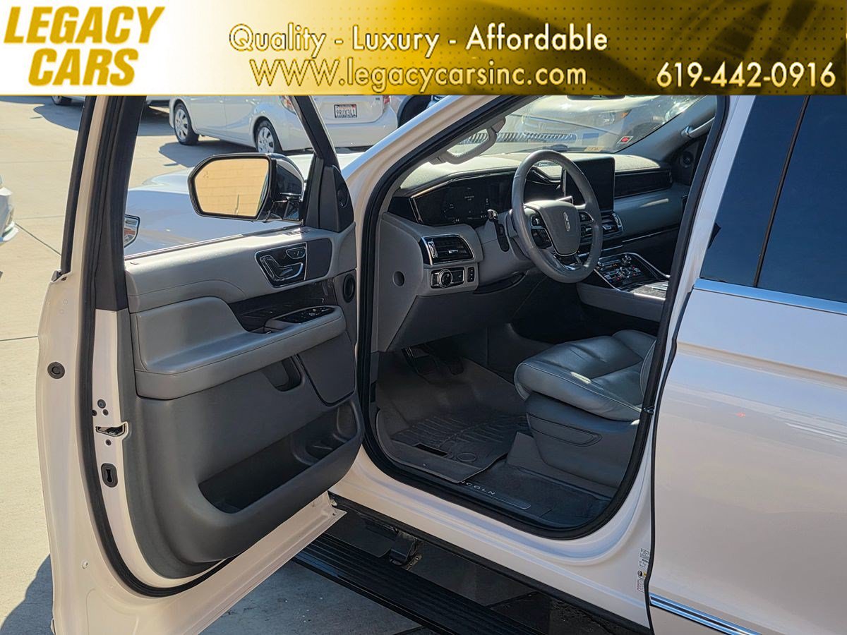 Used 2018 Lincoln Navigator L Select w/ Technology Package RWD image 56