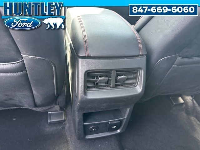Used 2023 Ford Edge ST-Line image 15