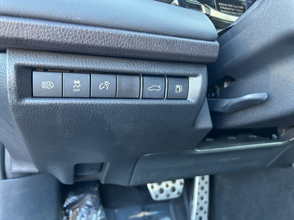 Used 2025 Toyota Camry XSE FWD image 22