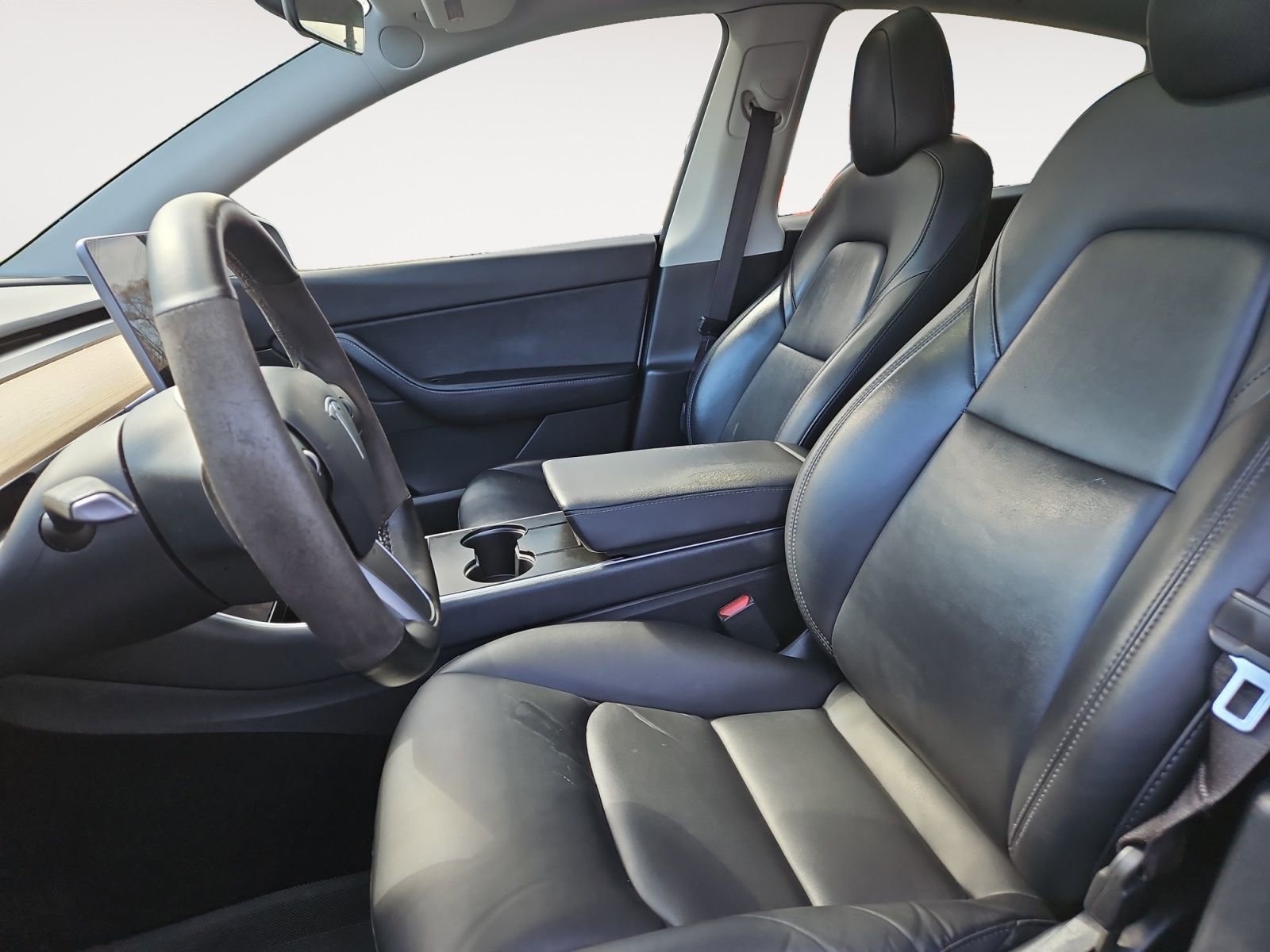 Used 2021 Tesla Model Y Long Range image 9