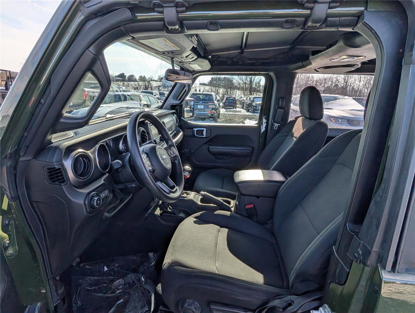 Used 2021 Jeep Wrangler Sport image 15