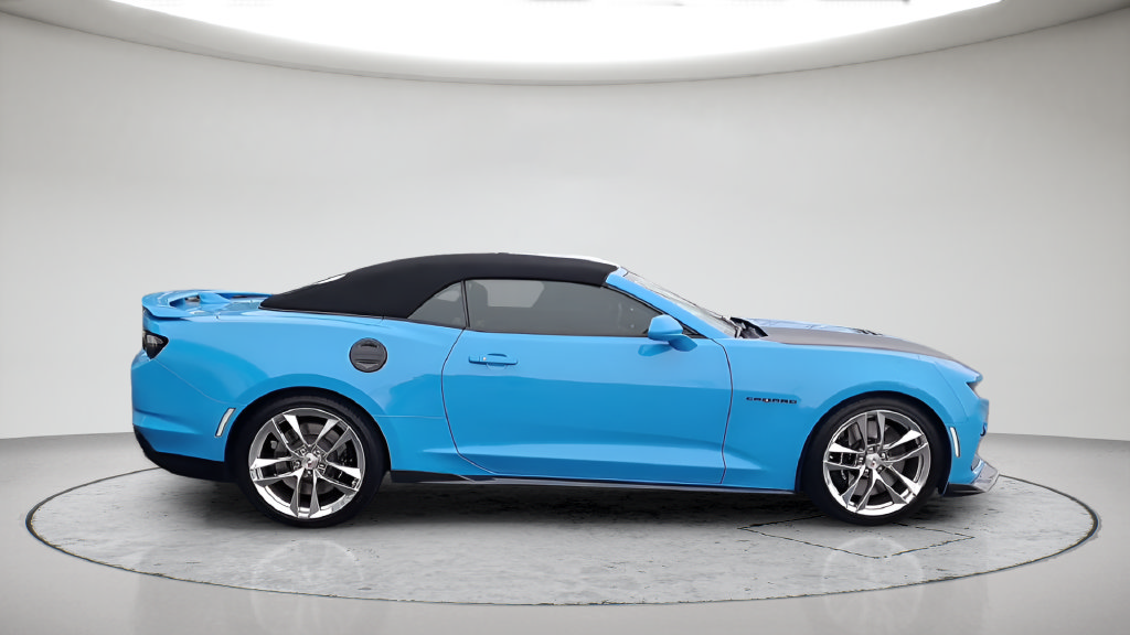 Used 2023 Chevrolet Camaro SS w/ Design Package 3 RWD image 5