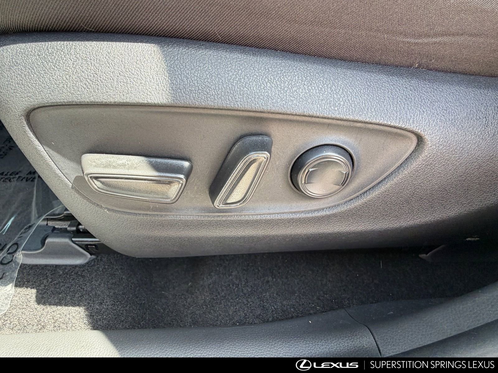 Used 2024 Toyota RAV4 AWD Hybrid w/ Weather Package image 17