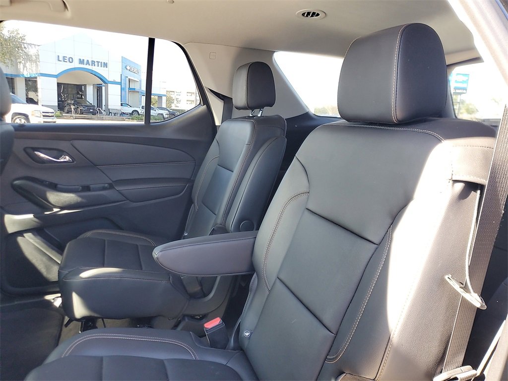 Used 2020 Chevrolet Traverse RS image 11