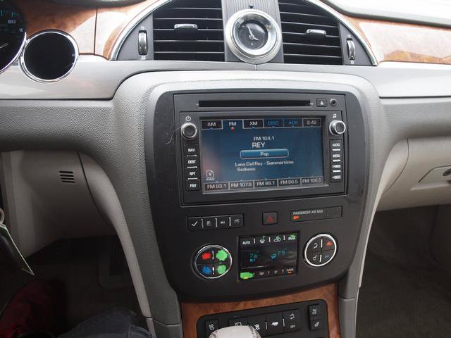 Used 2011 Buick Enclave CXL w/ Trailering Provision Package FWD image 11