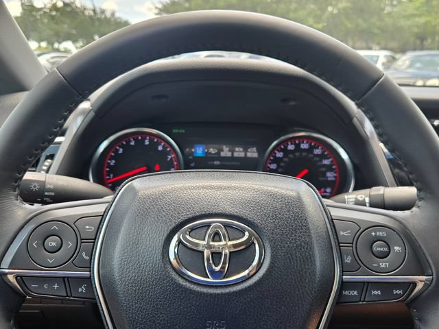 Used 2018 Toyota Camry XSE FWD image 21