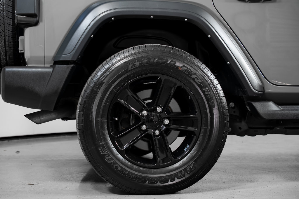 Used 2023 Jeep Wrangler Unlimited Sport AWD/4WD image 7
