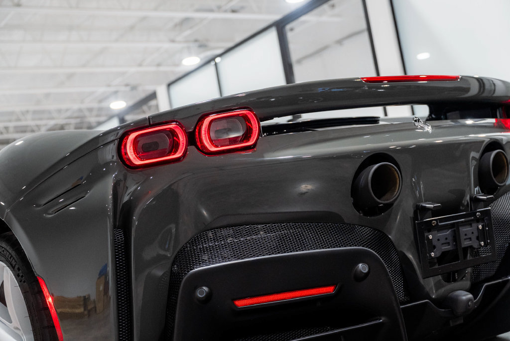 Used 2024 Ferrari SF90 Spider AWD/4WD image 38