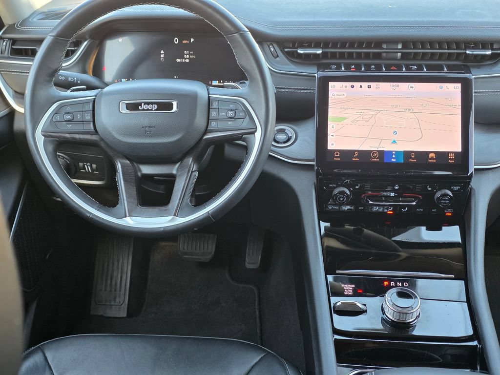 Used 2022 Jeep Grand Cherokee Limited AWD/4WD image 11