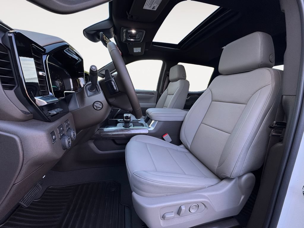 New 2026 Chevrolet Silverado 1500 LTZ w/ Technology Package AWD/4WD image 9