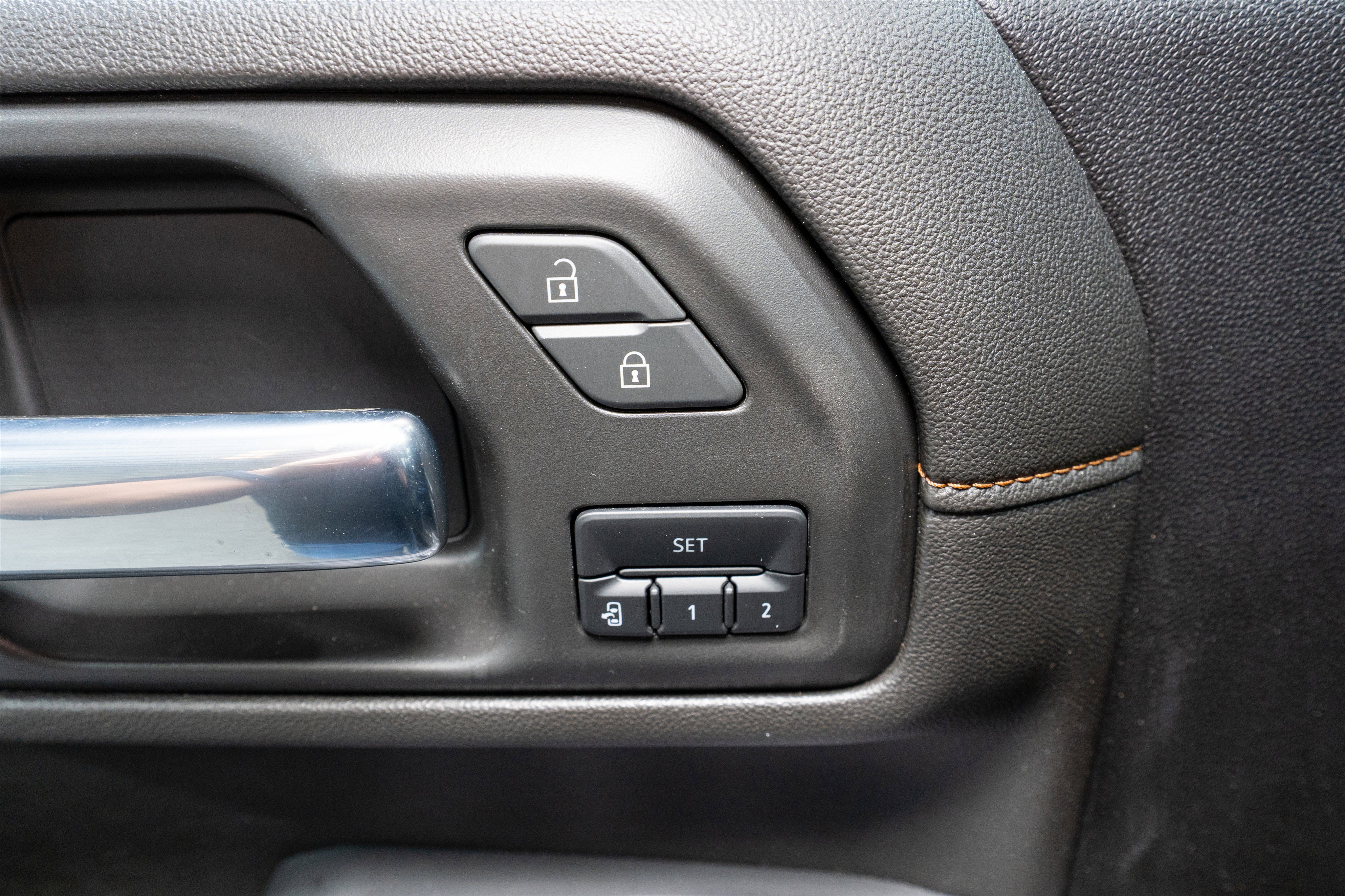 Used 2023 GMC Sierra 2500 AT4 image 15